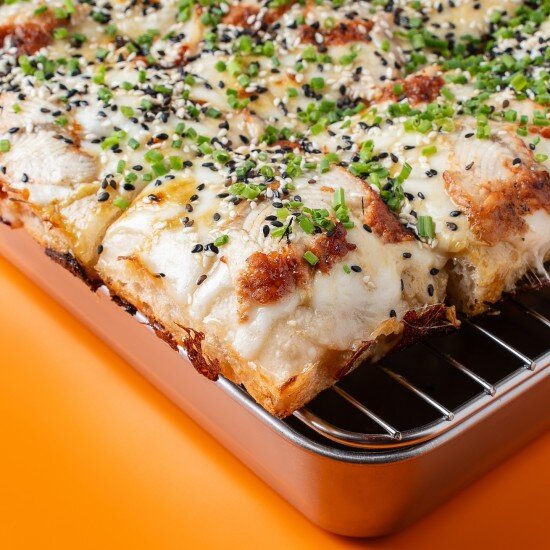 Пицца с угрем