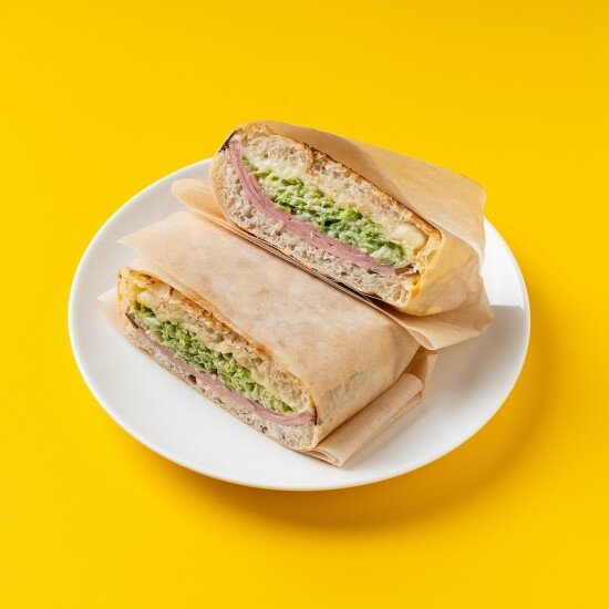 Бутер с мортаделлой