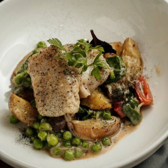 Филе судака с овощами в пряном соусе (350 г)