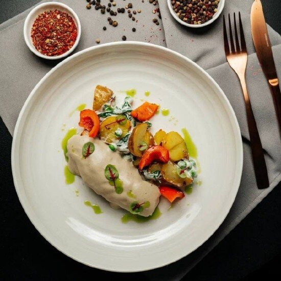 Индейка с картофелем айдахо и вялеными томатами (360 г)