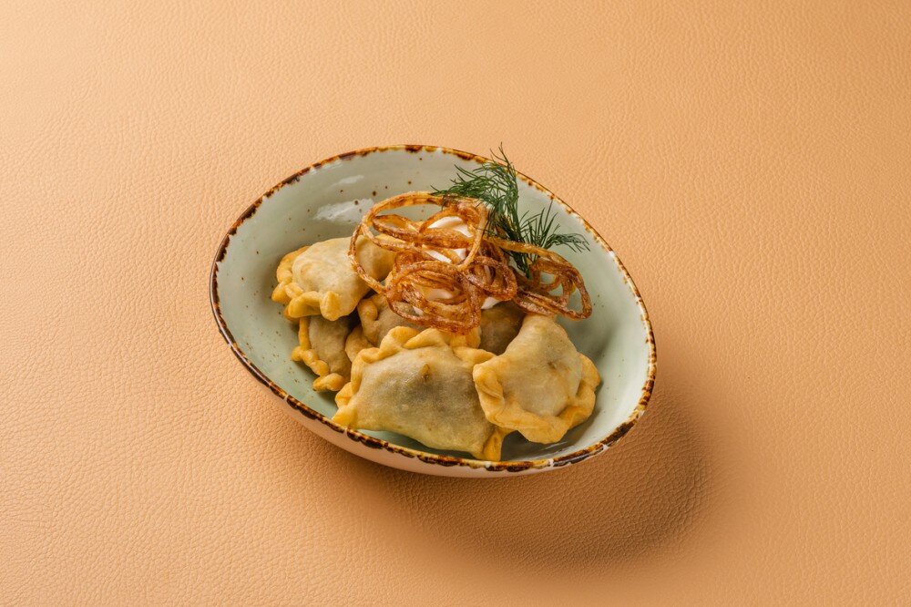 Жареные вареники с картофелем и грибами