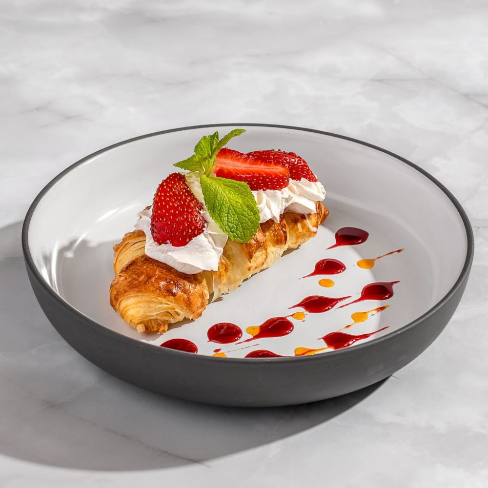 Круассан с заворным кремом