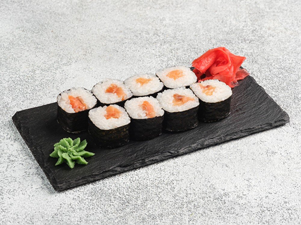 Ролл с лососем