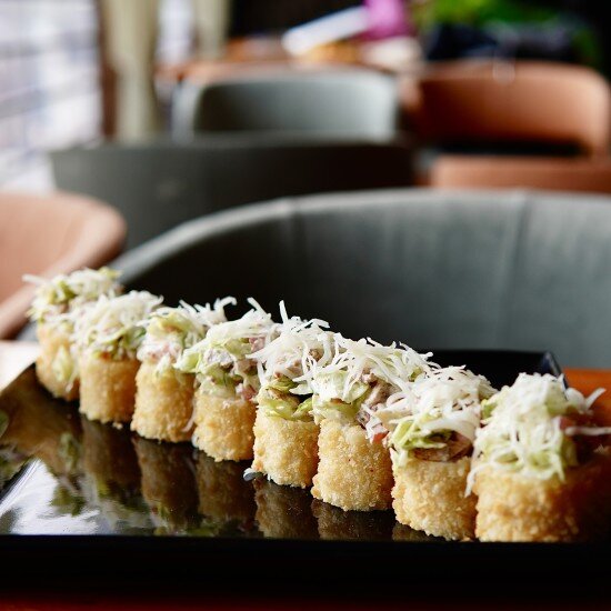 Спринг цезарь с лососем