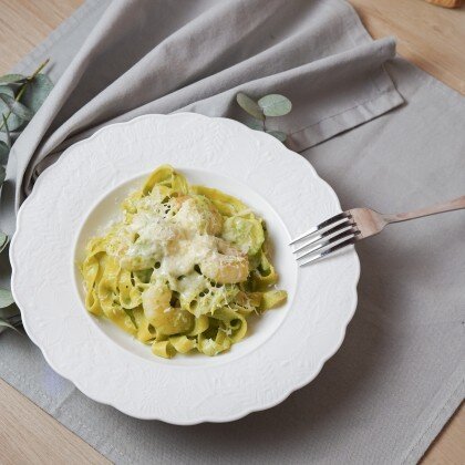 Креветки с кремом из укропа