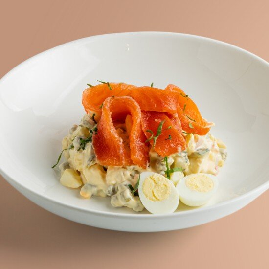 Оливье с лососем