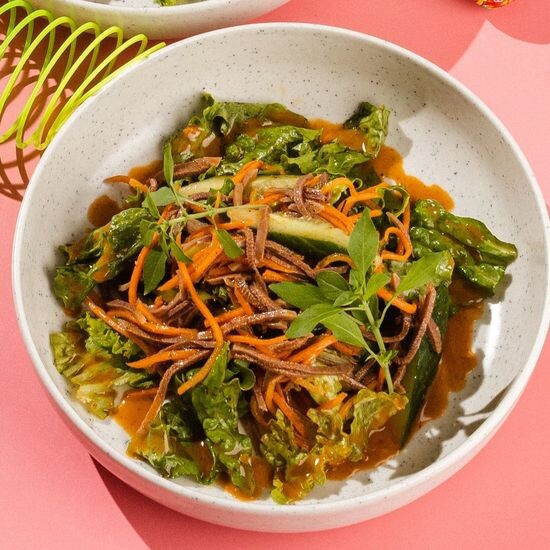 Салат с языком и корейской морковью