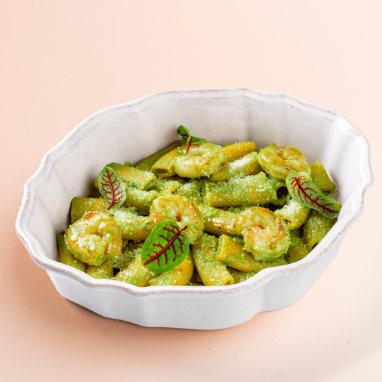 Паста с креветками в соусе песто