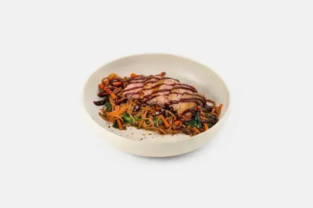 Яки соба с Утиной грудкой