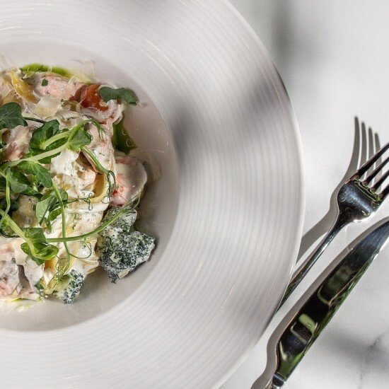 Паста с лососем и брокколи