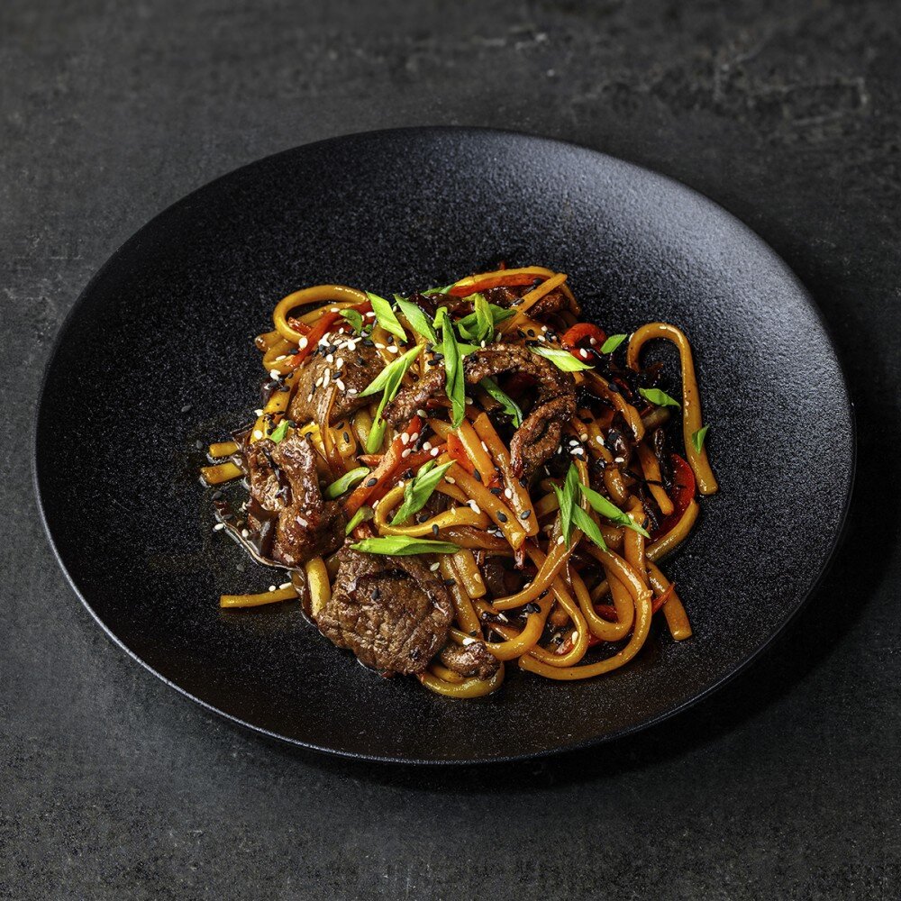 УДОН С ГОВЯДИНОЙ И ОВОЩАМИ