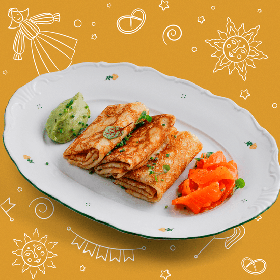 Блины с форелью слабой соли  и муссом из авокадо