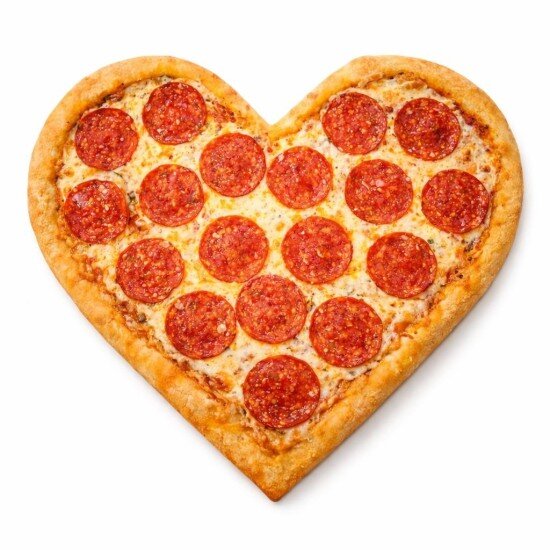 Пицца Пепперони в форме сердца