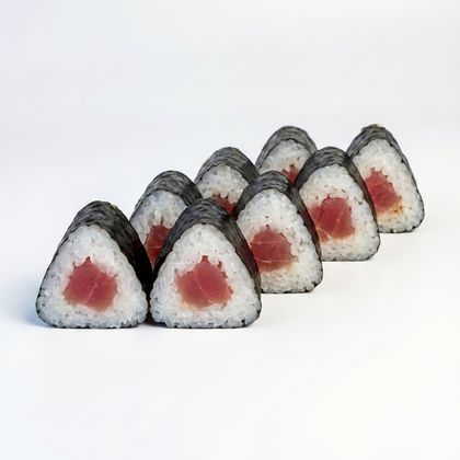 Ролл с тунцом