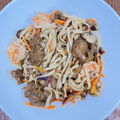 Удон с морепродуктами