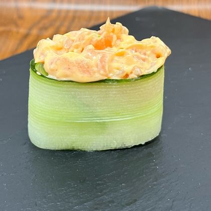 Каппа  нигири с лососем