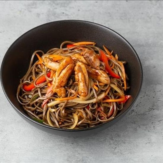 Гречневая лапша с курицей