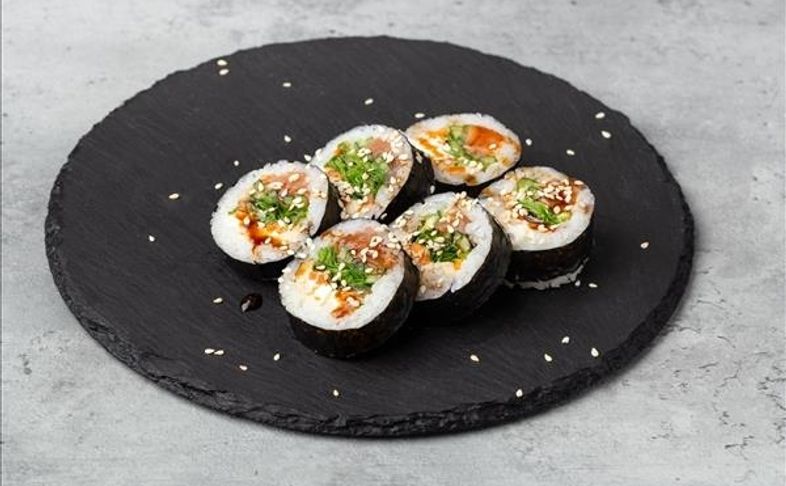 Ролл «Кимпаб с копчёным лососем»