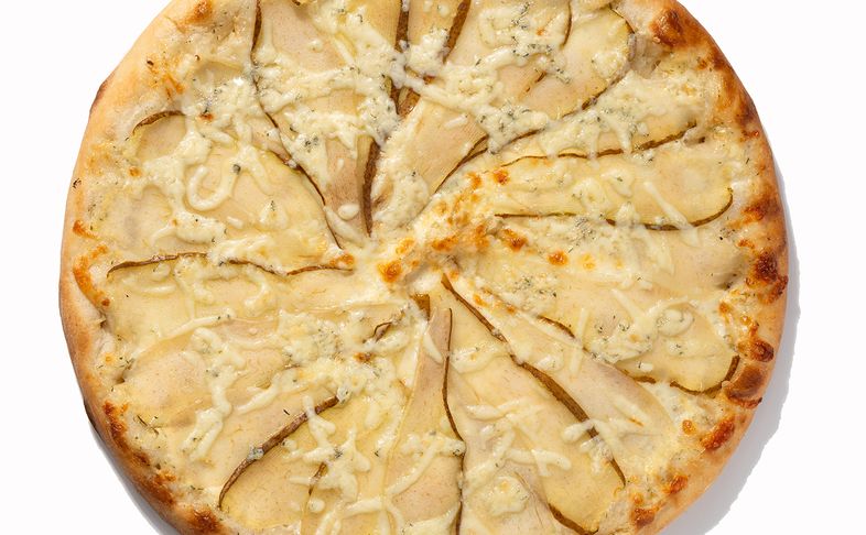 Пицца «Груша горгонзола»