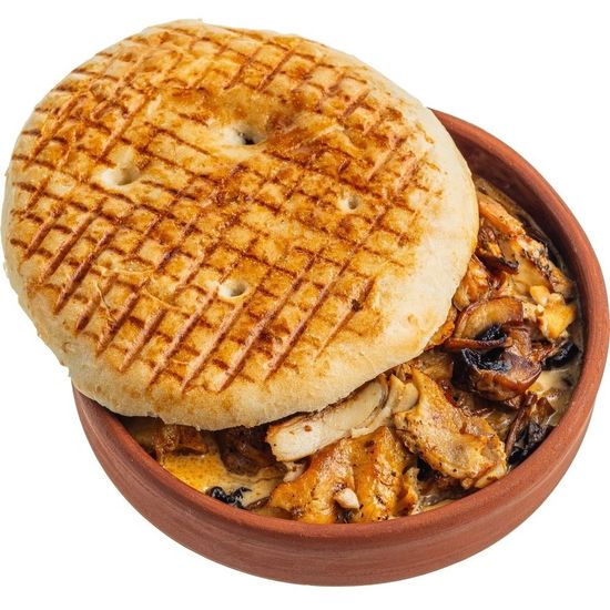 Папаха с курицей