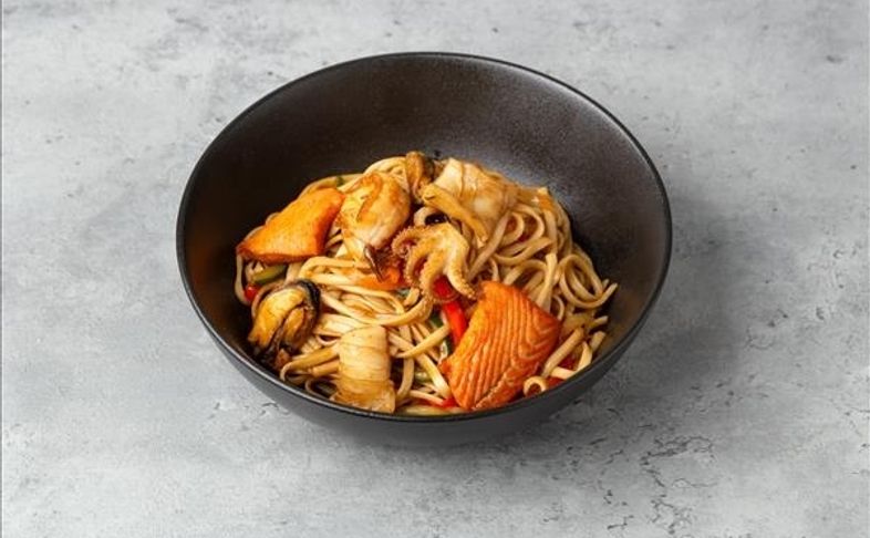 Удон с морепродуктами