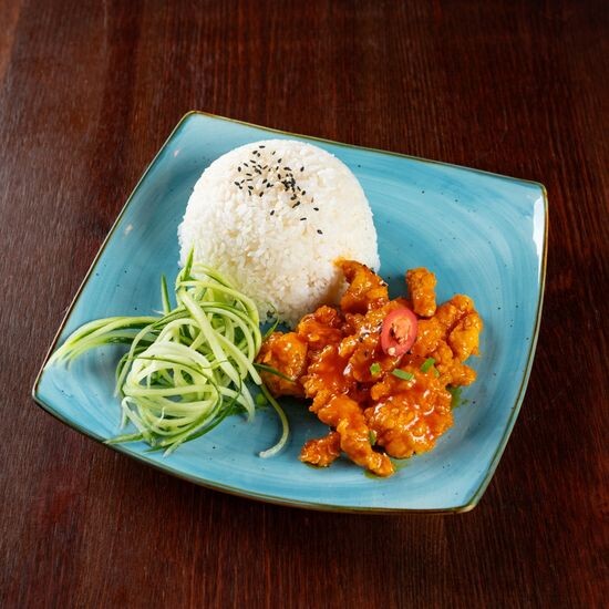 Рис с курицей в соусе манго-чили