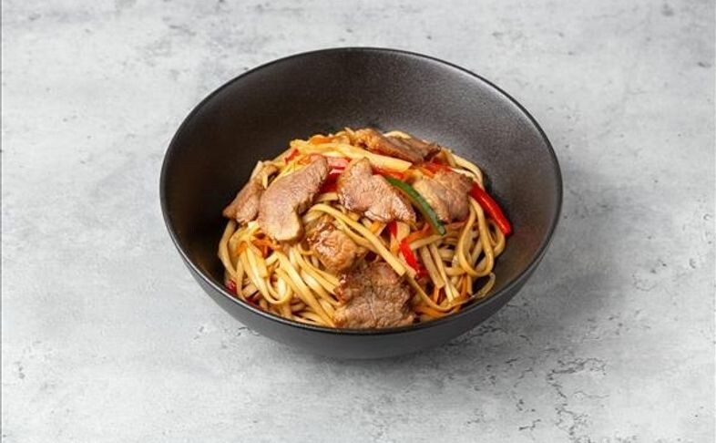 Удон со свининой