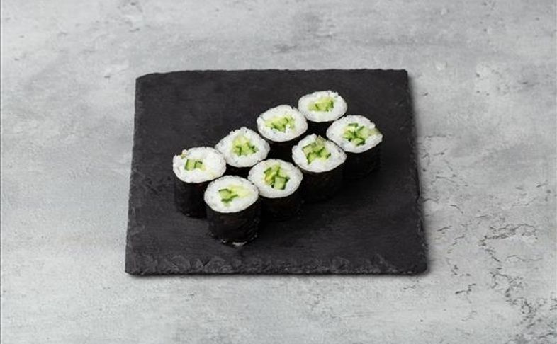 Тонкий ролл с огурцом