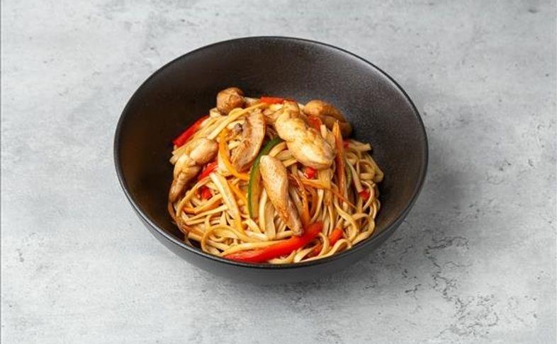 Удон с курицей