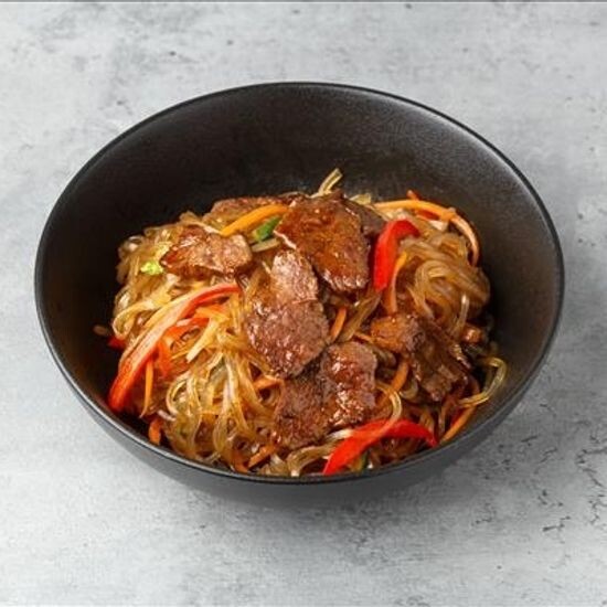 Крахмальная лапша с говядиной