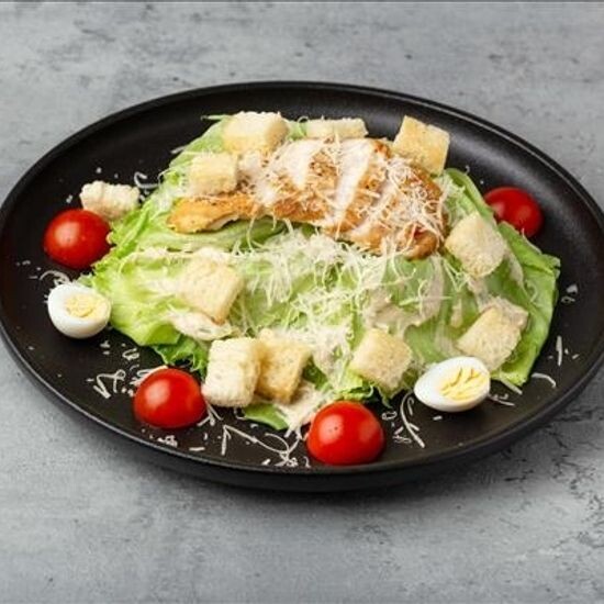 Салат «Цезарь с курицей»