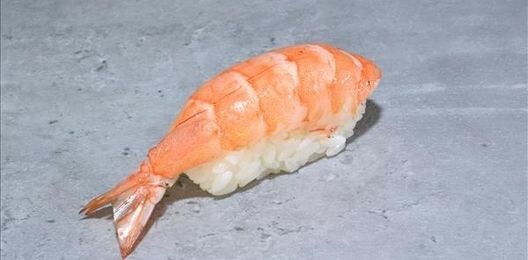 Суши с креветкой