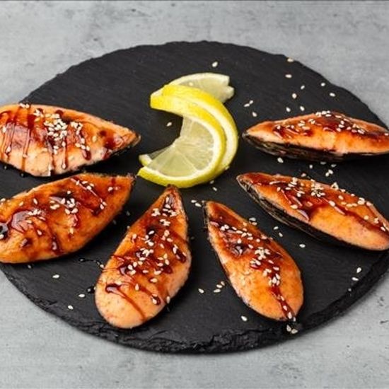 Мидии запечённые под горчичным соусом