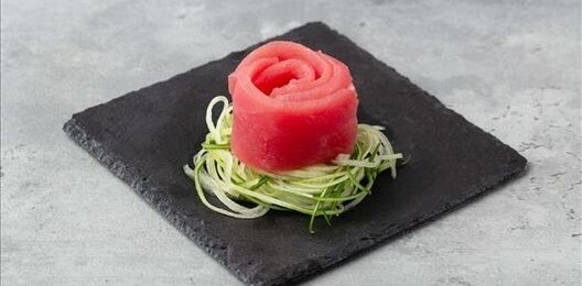 Сашими тунец