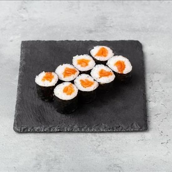 Тонкий ролл с копченым лососем