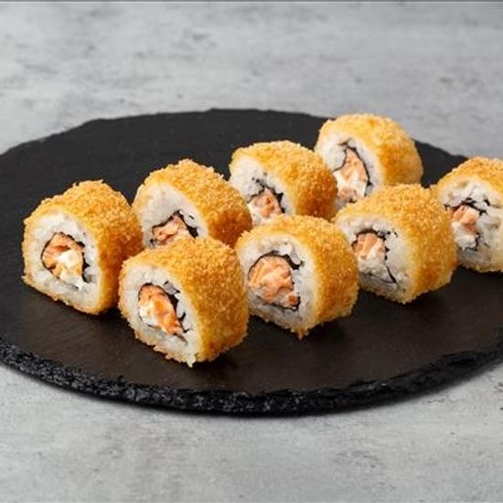 Ролл «Темпура с лососем»