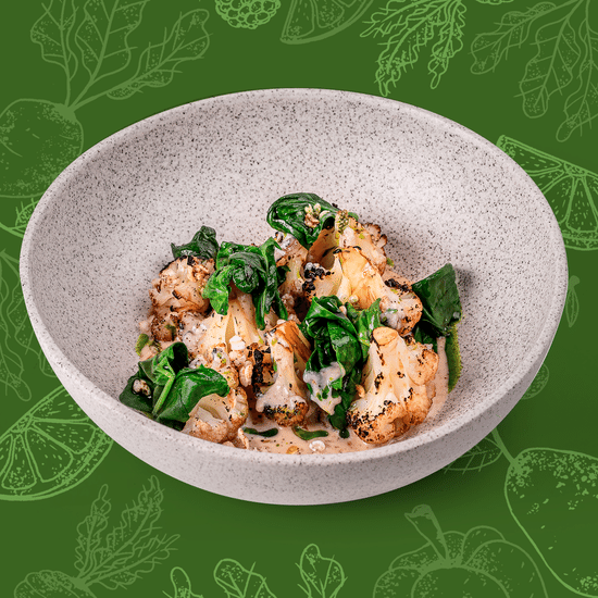 Жареная цветная капуста со шпинатом