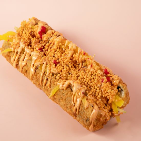 Тёплый ход-ролл с лососем