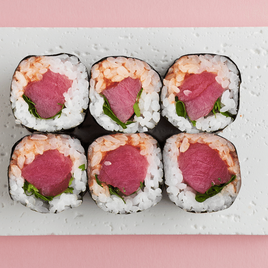 Ролл с тунцом и кимчи