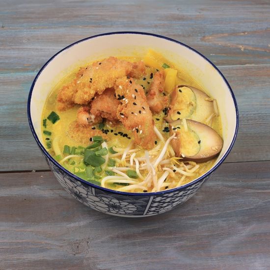 Сырный рамен с курицей