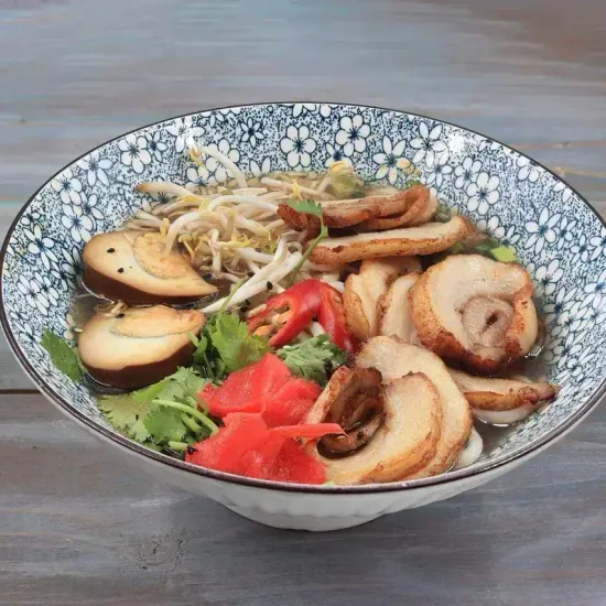 Сёю рамен со свининой