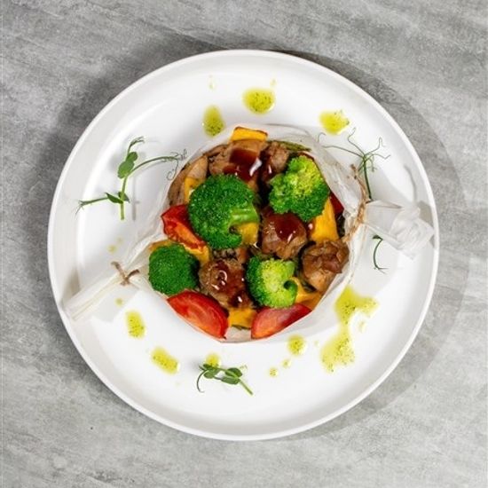 Куриное бедро терияки с рисом басмати и овощами