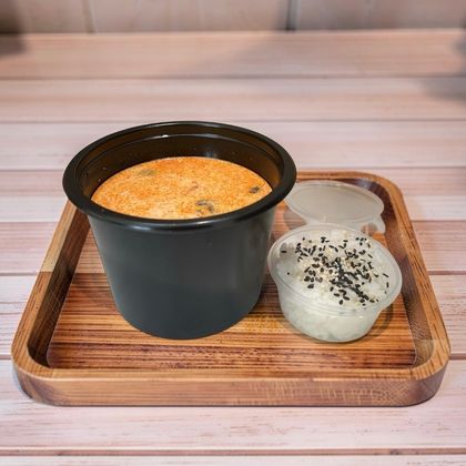 Том ям с морепродуктами