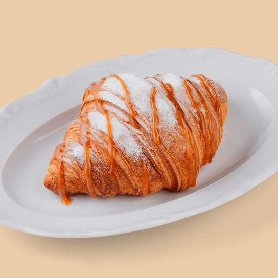 Круассан с соленой карамелью