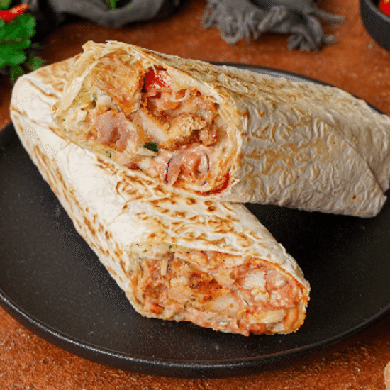 Шаурма в тандырном лаваше