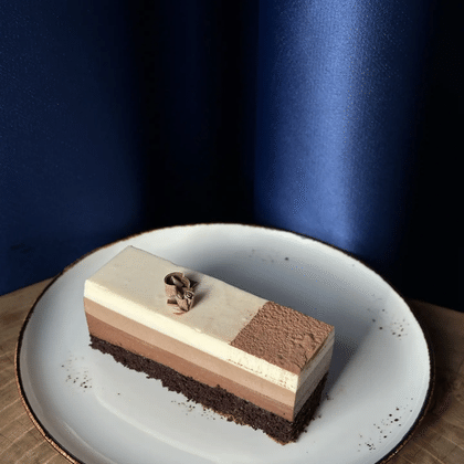 Три шоколада