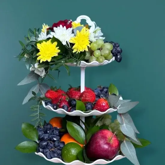Фруктовая композиция
