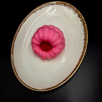 Малина корпусный десерт