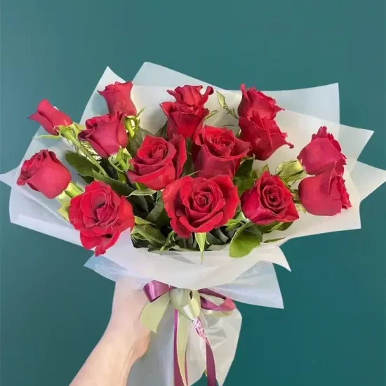 Букет из 15 роз Кения