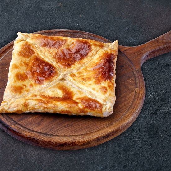 Хачапури слоеное с мясом